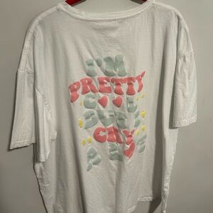 2xl tee “I’m pretty but I cry a lot” never worn